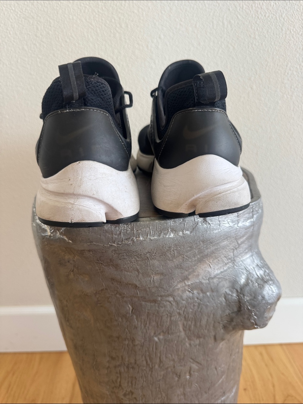 Women’s Nike Athletic Shoes - Picture 3 of 5